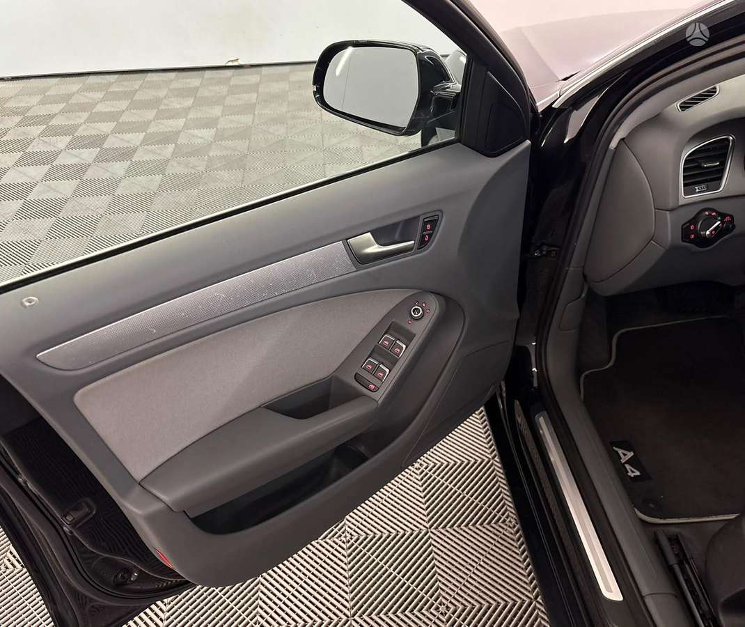 Audi A4, 2.0 l., universalas