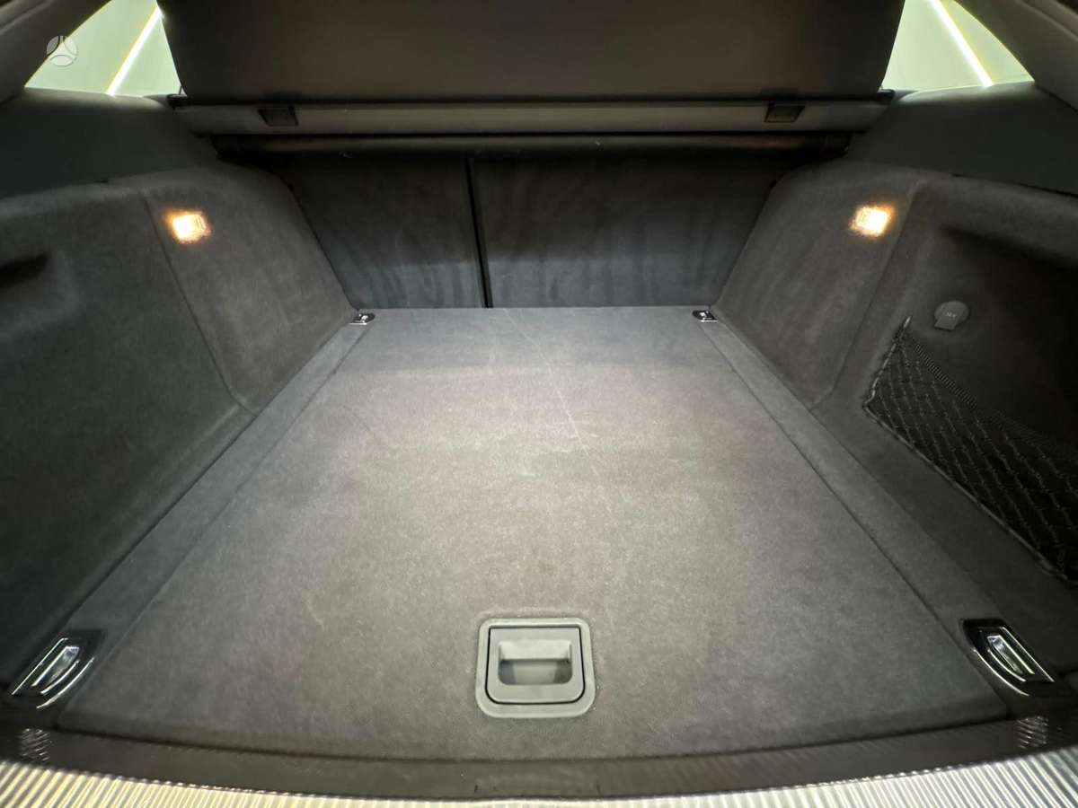 Audi A4, 2.0 l., Универсал