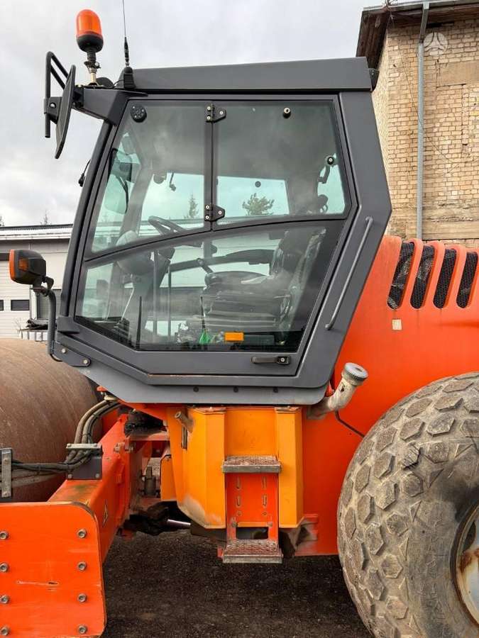 Hamm 3410, vibro technika
