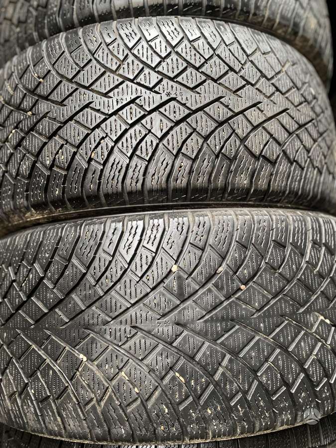 Nokian, winter 275/45 R20