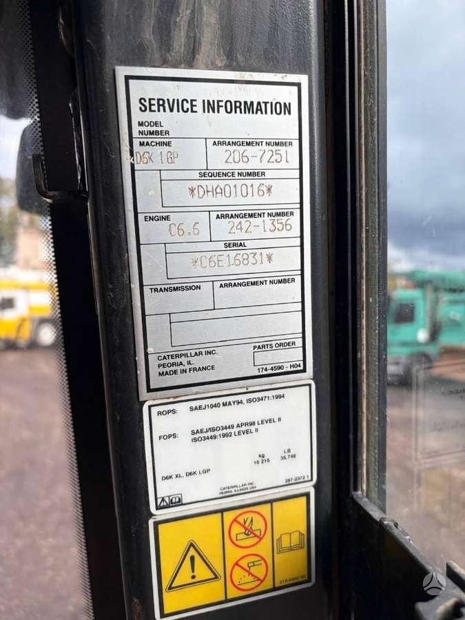 Caterpillar D6KLGP, бульдозеры