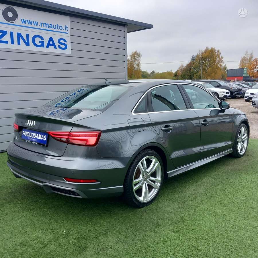 Audi A3, 1.0 l., Седан