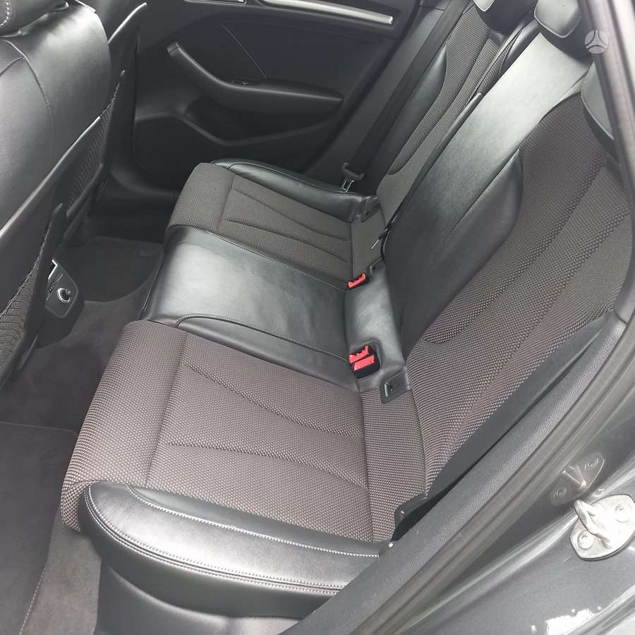 Audi A3, 1.0 l., Седан