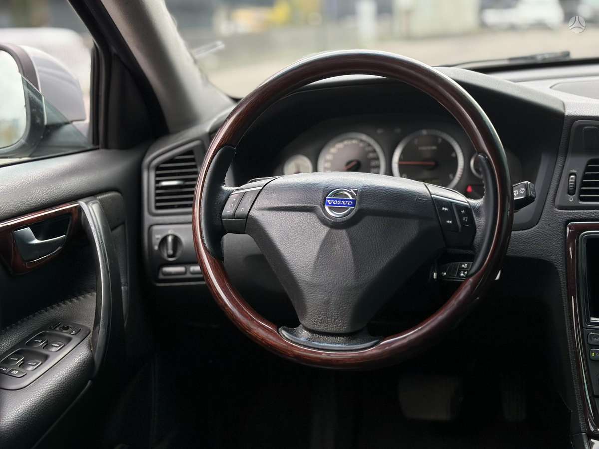 Volvo XC70, 2.4 l., Универсал