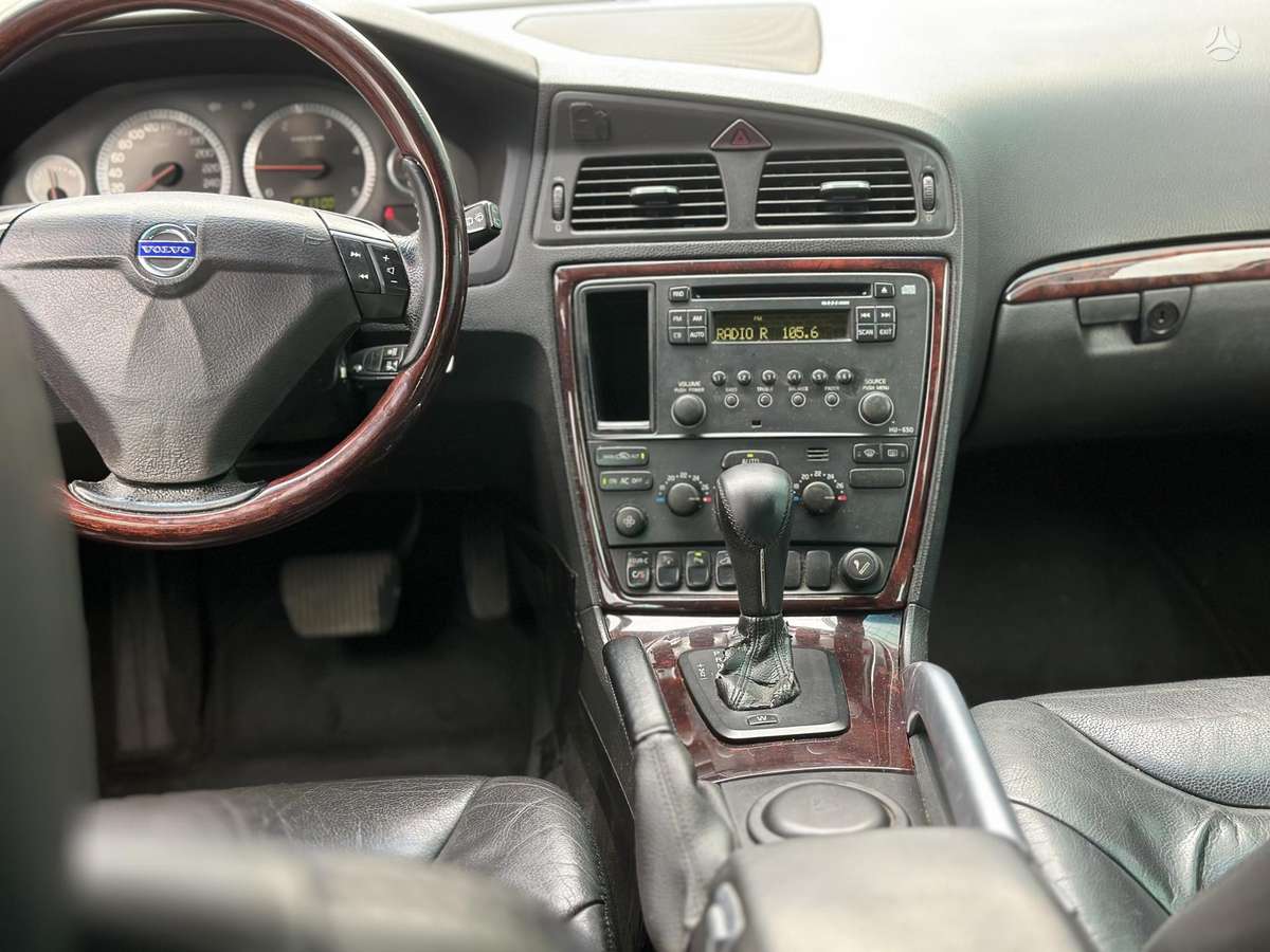 Volvo XC70, 2.4 l., Универсал