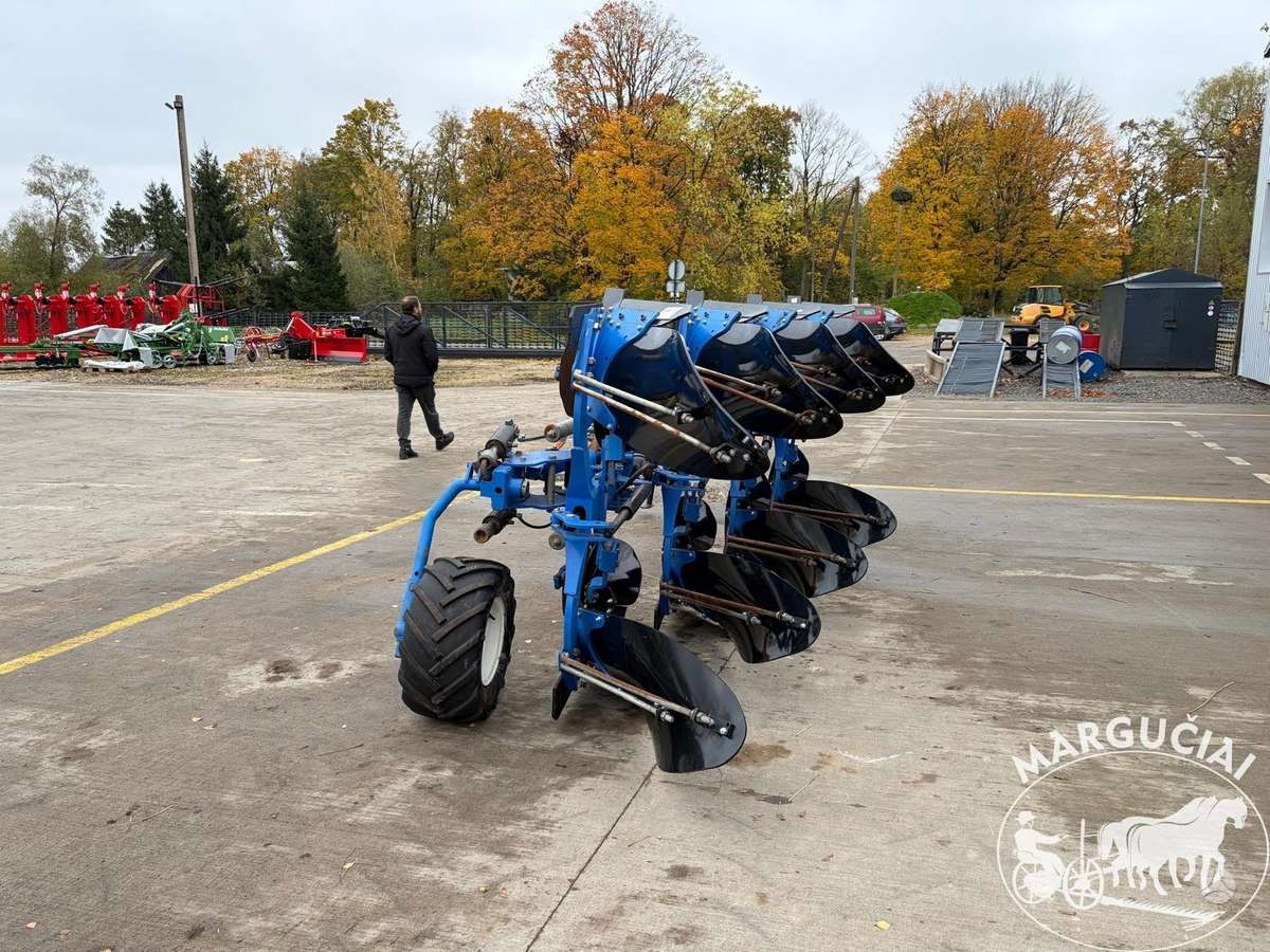 Överum PLGF, 4x4 korpusų, плуги