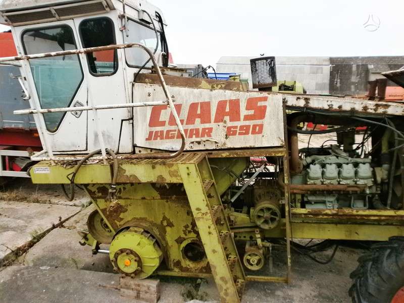 Claas Jaguar 690