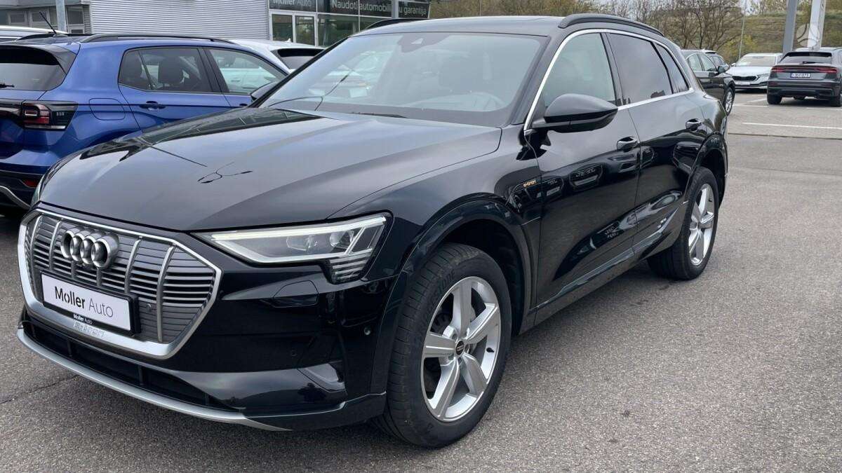 Audi e-tron, Внедорожник / Кроссовер