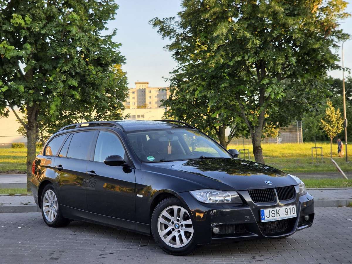 BMW 320, 2.0 l., wagon