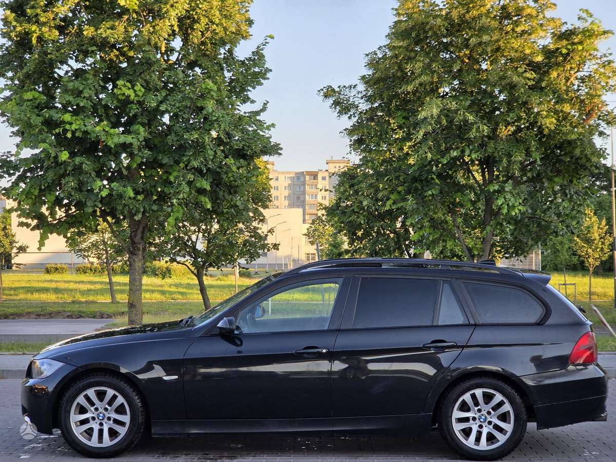 BMW 320, 2.0 l., wagon