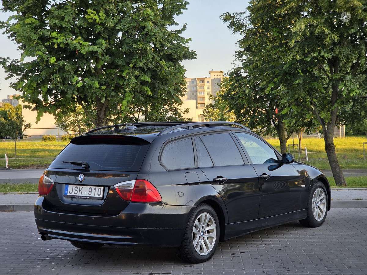 BMW 320, 2.0 l., wagon