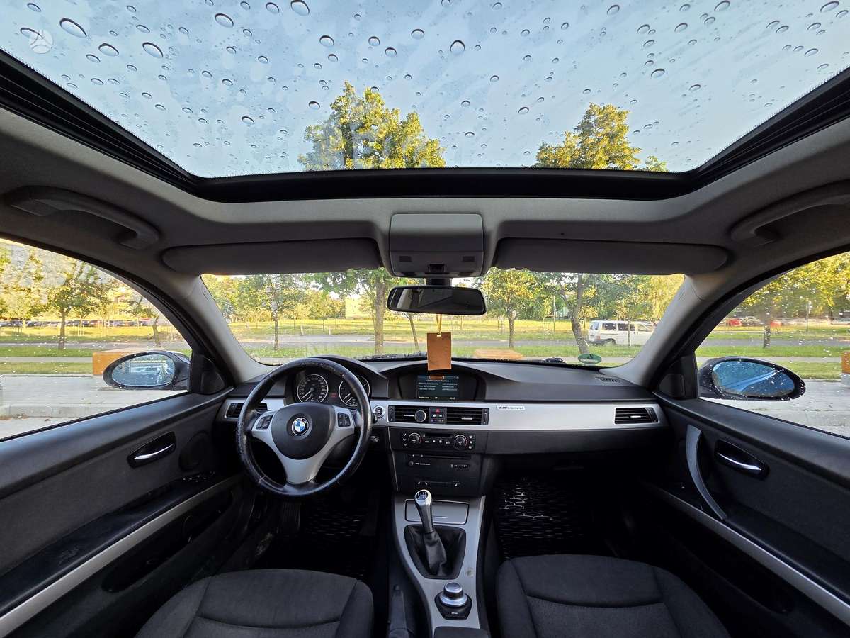 BMW 320, 2.0 l., wagon