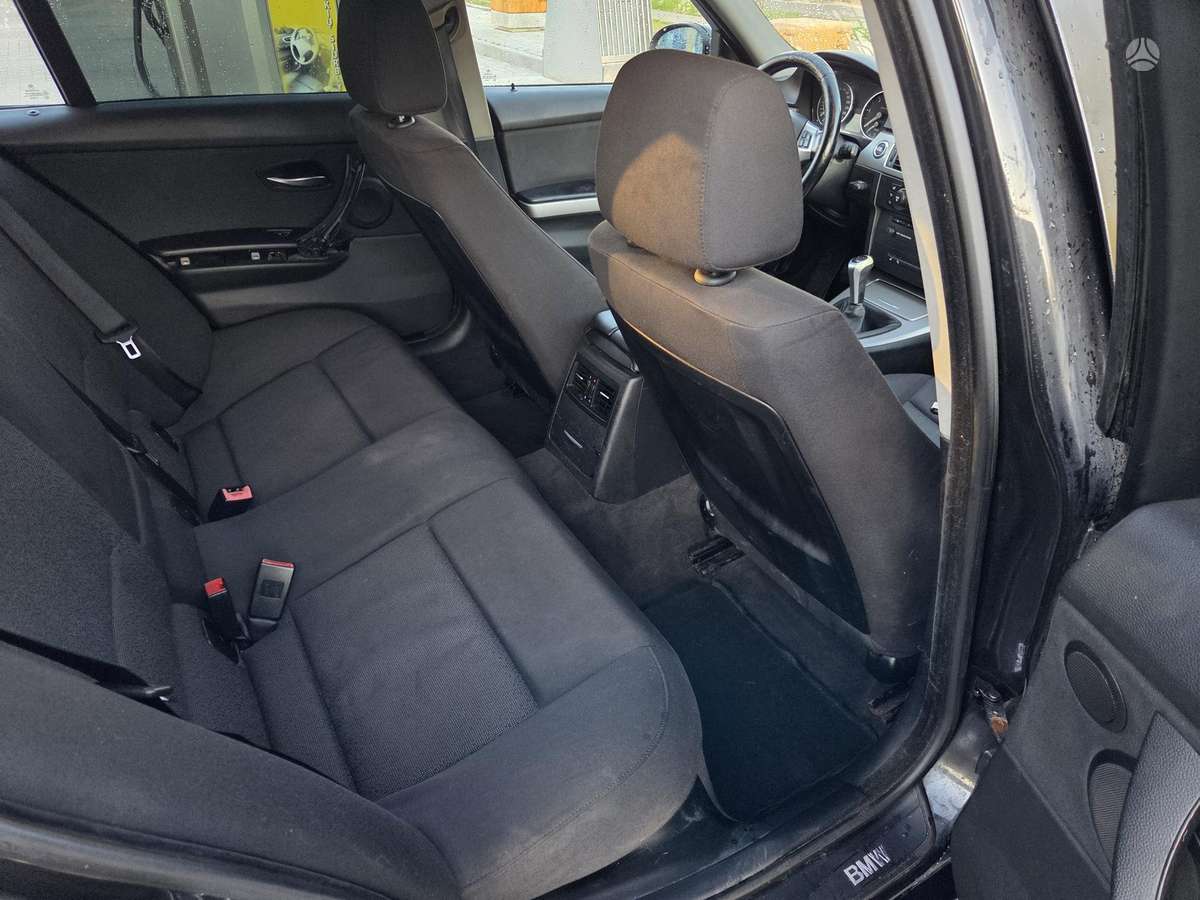 BMW 320, 2.0 l., wagon
