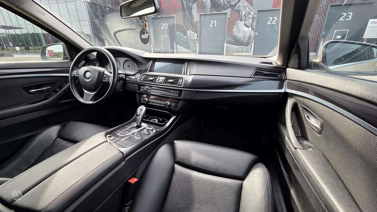 BMW 520, 2.0 l., Универсал