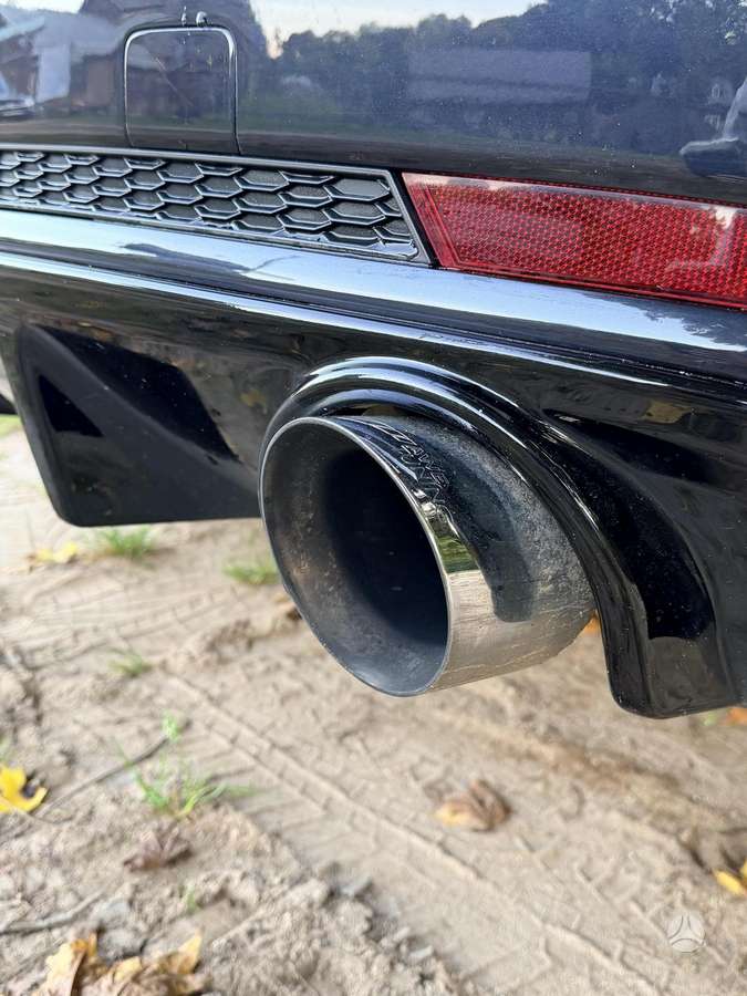 Audi A4, 2.0 l., Седан