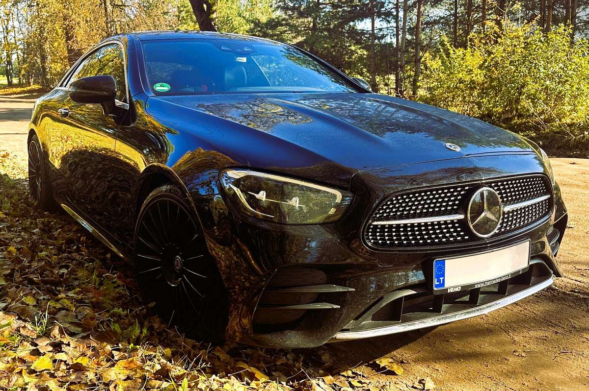 Mercedes-Benz E220