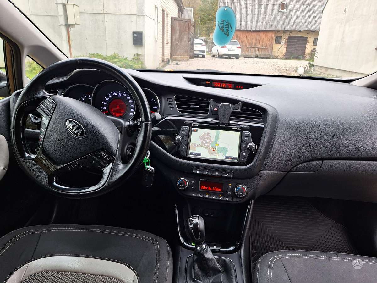 Kia Ceed, 1.6 l., Хэтчбек