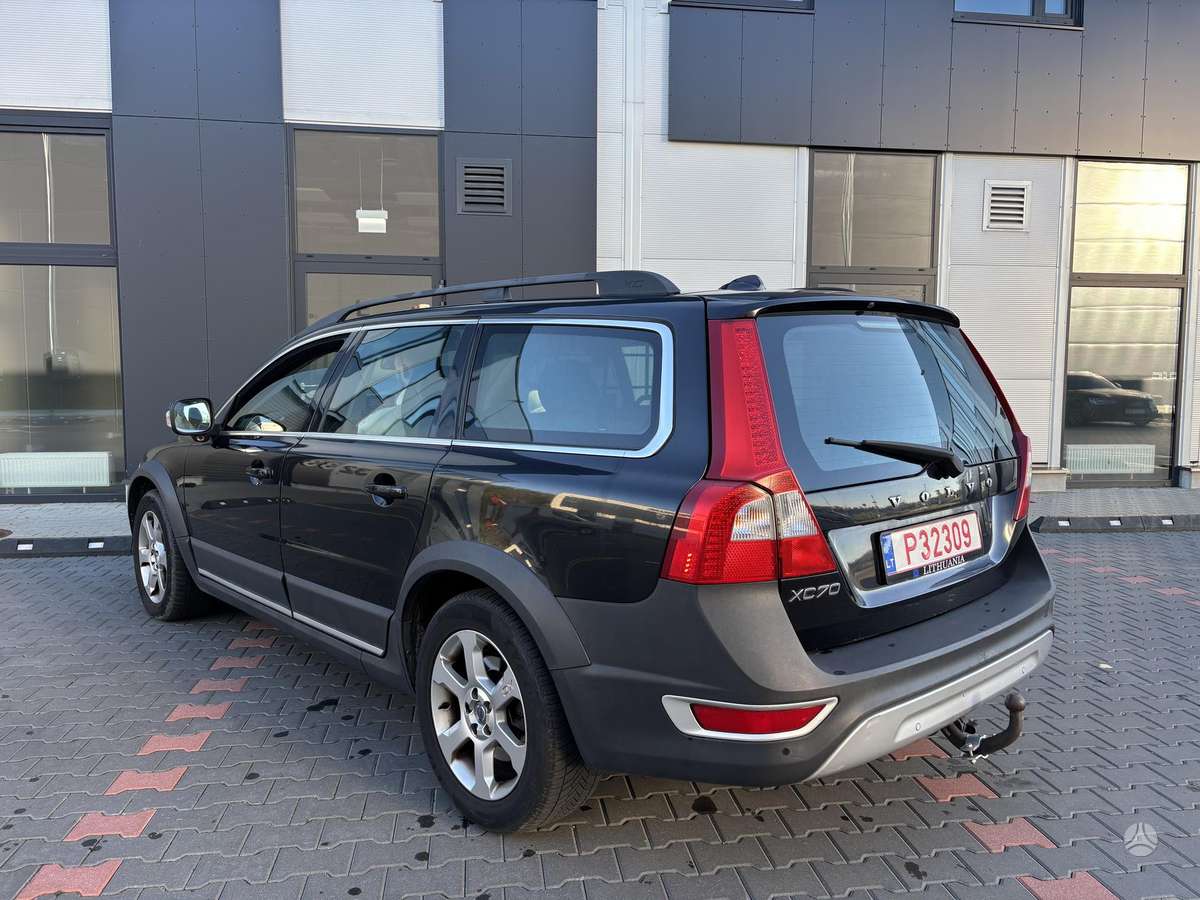 Volvo XC70, 2.4 l., Универсал