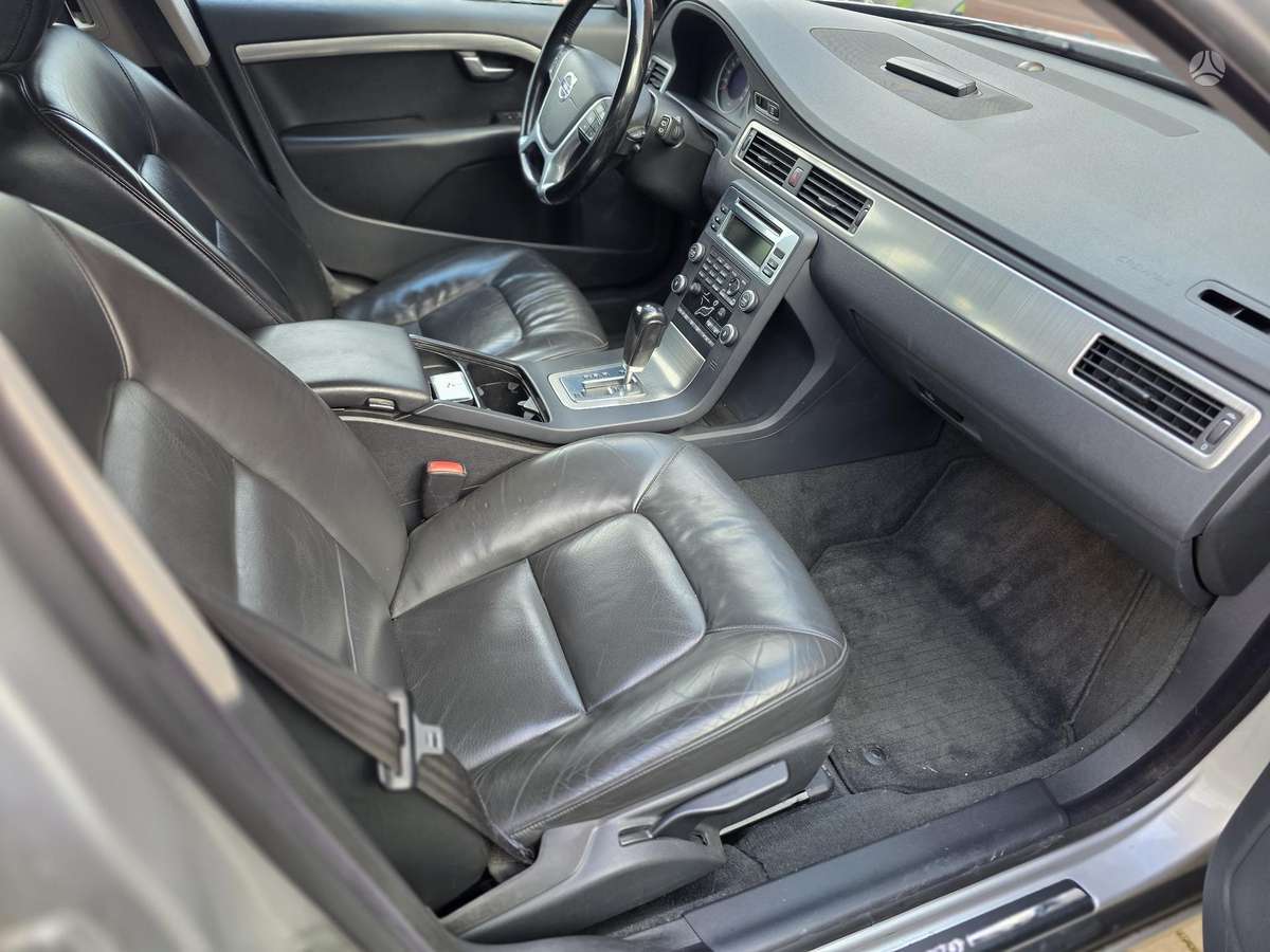 Volvo V70, 2.4 l., Универсал