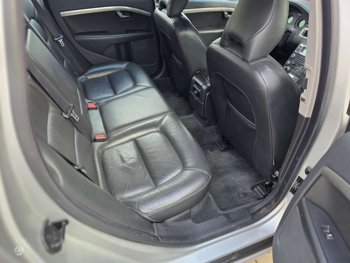 Volvo V70, 2.4 l., Универсал