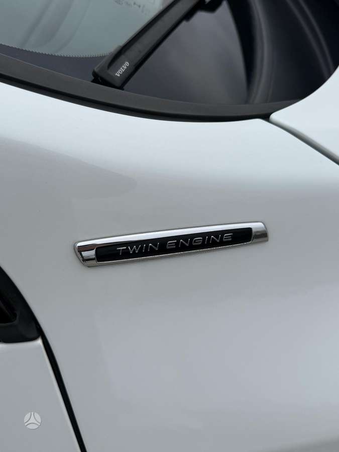 Volvo V60 2015 — photo 12