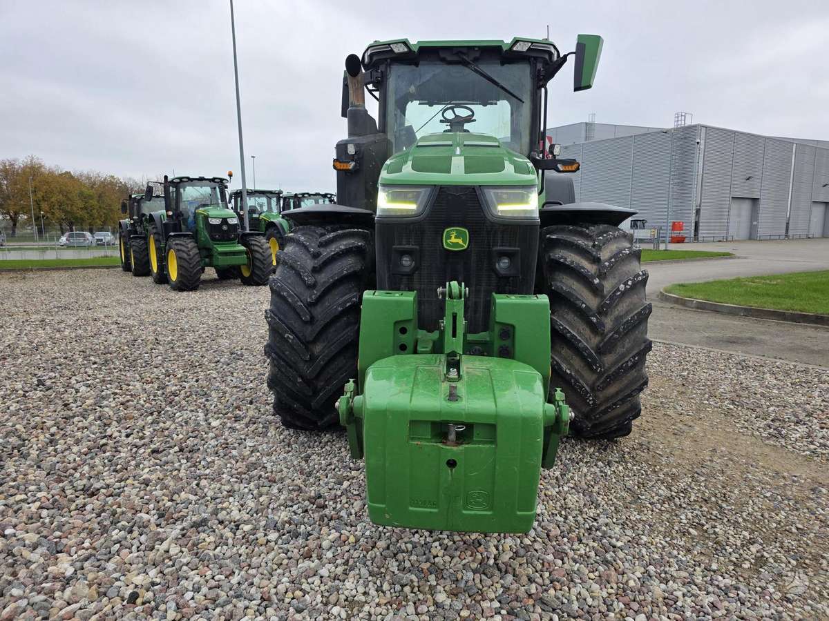 John Deere 8R410, тракторы