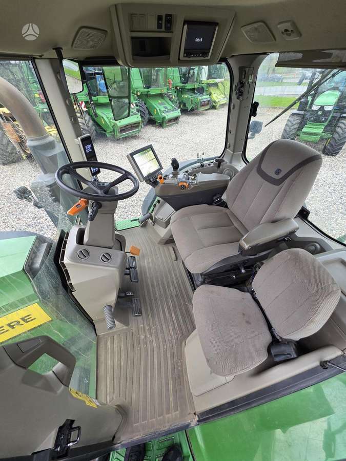 John Deere 8R410, тракторы