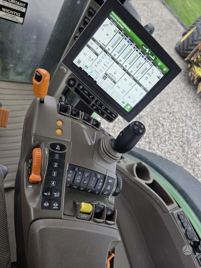 John Deere 8R410, тракторы