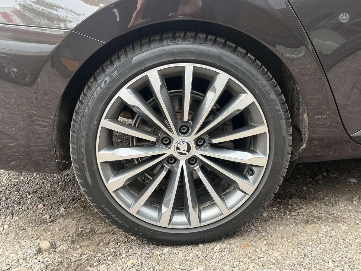 Skoda Superb, 2.0 l., universalas
