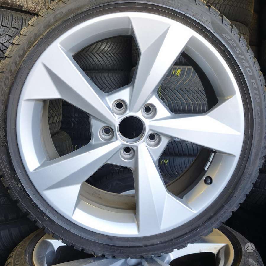 Volkswagen, light alloy, R18