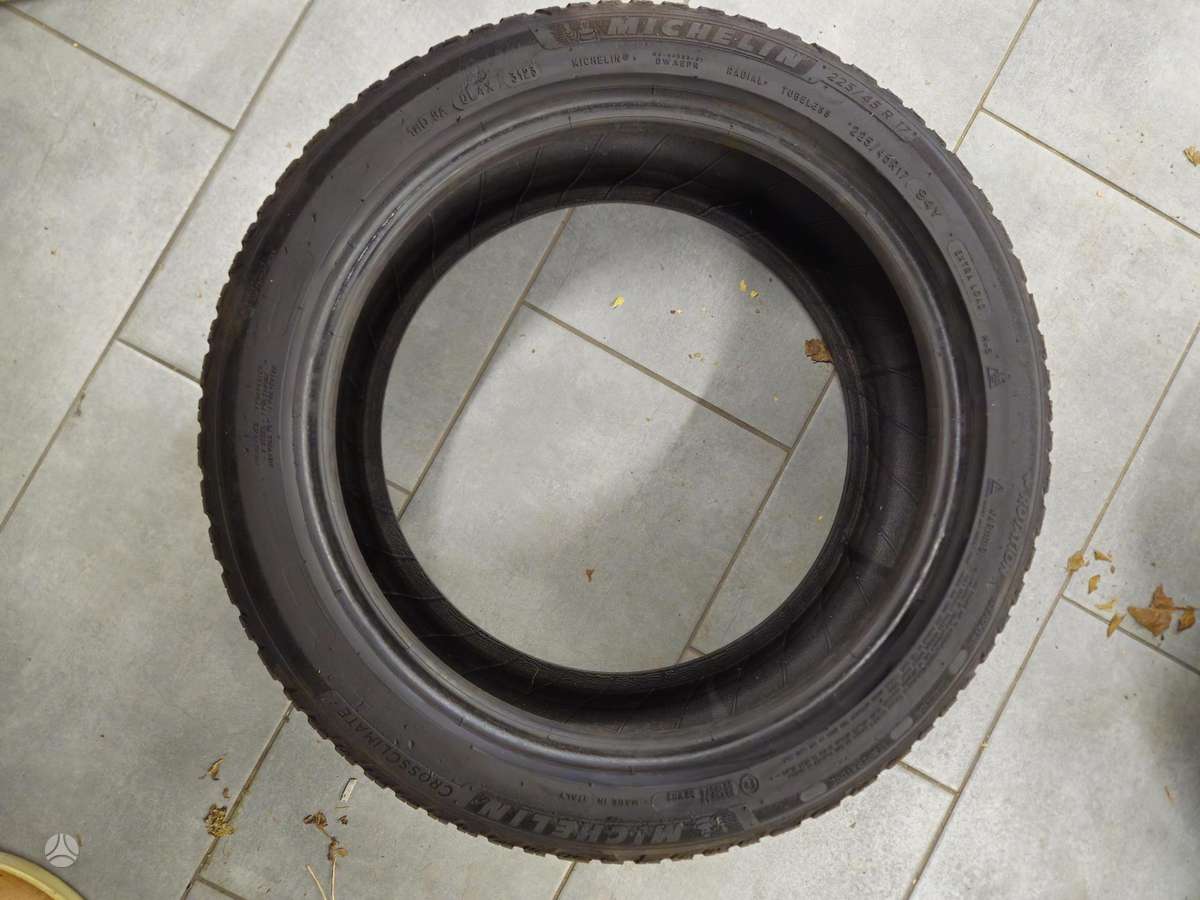 -Kita-, всесезонные 225/45 R17