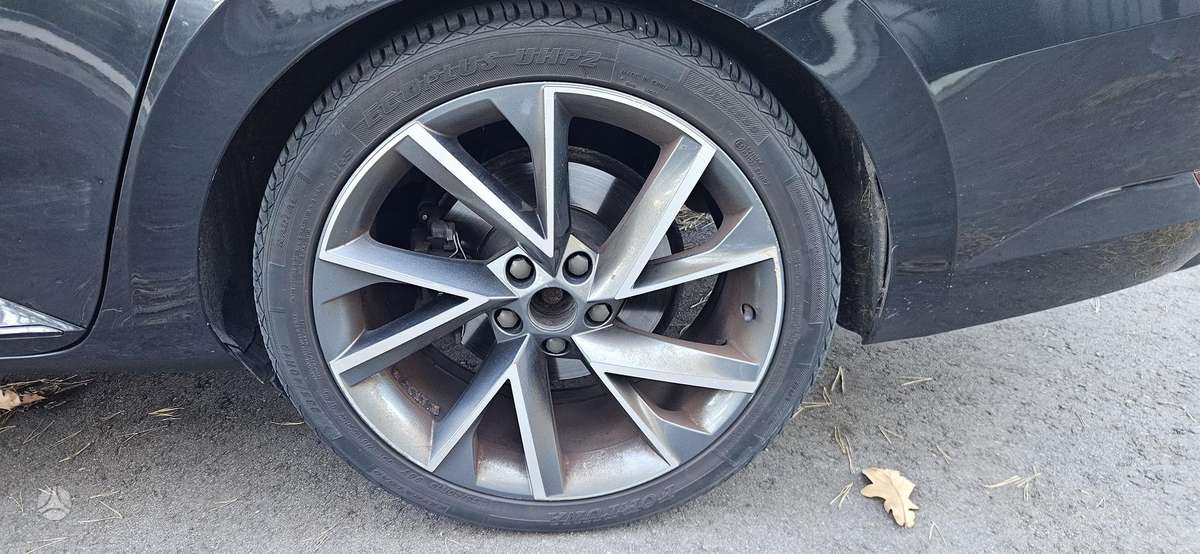 Skoda Superb, 2.0 l., hatchback