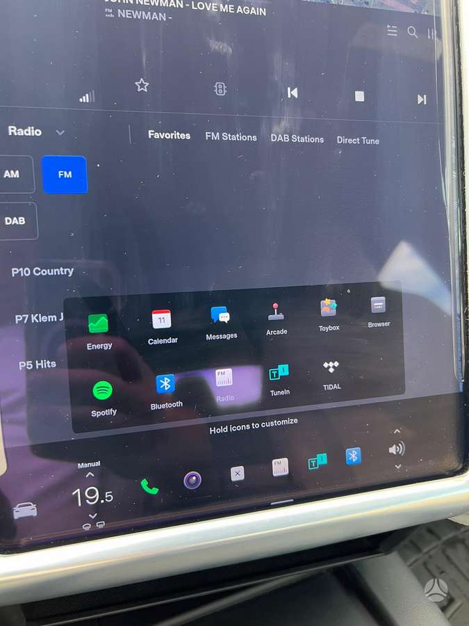 Tesla Model S, 70 kWh, hatchback