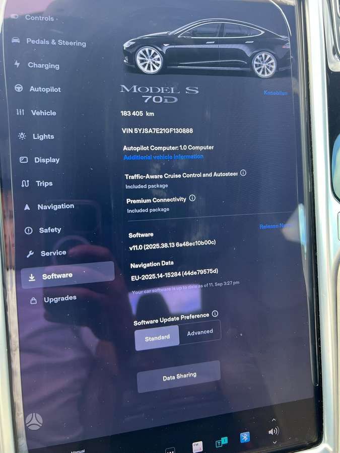 Tesla Model S, 70 kWh, hatchback
