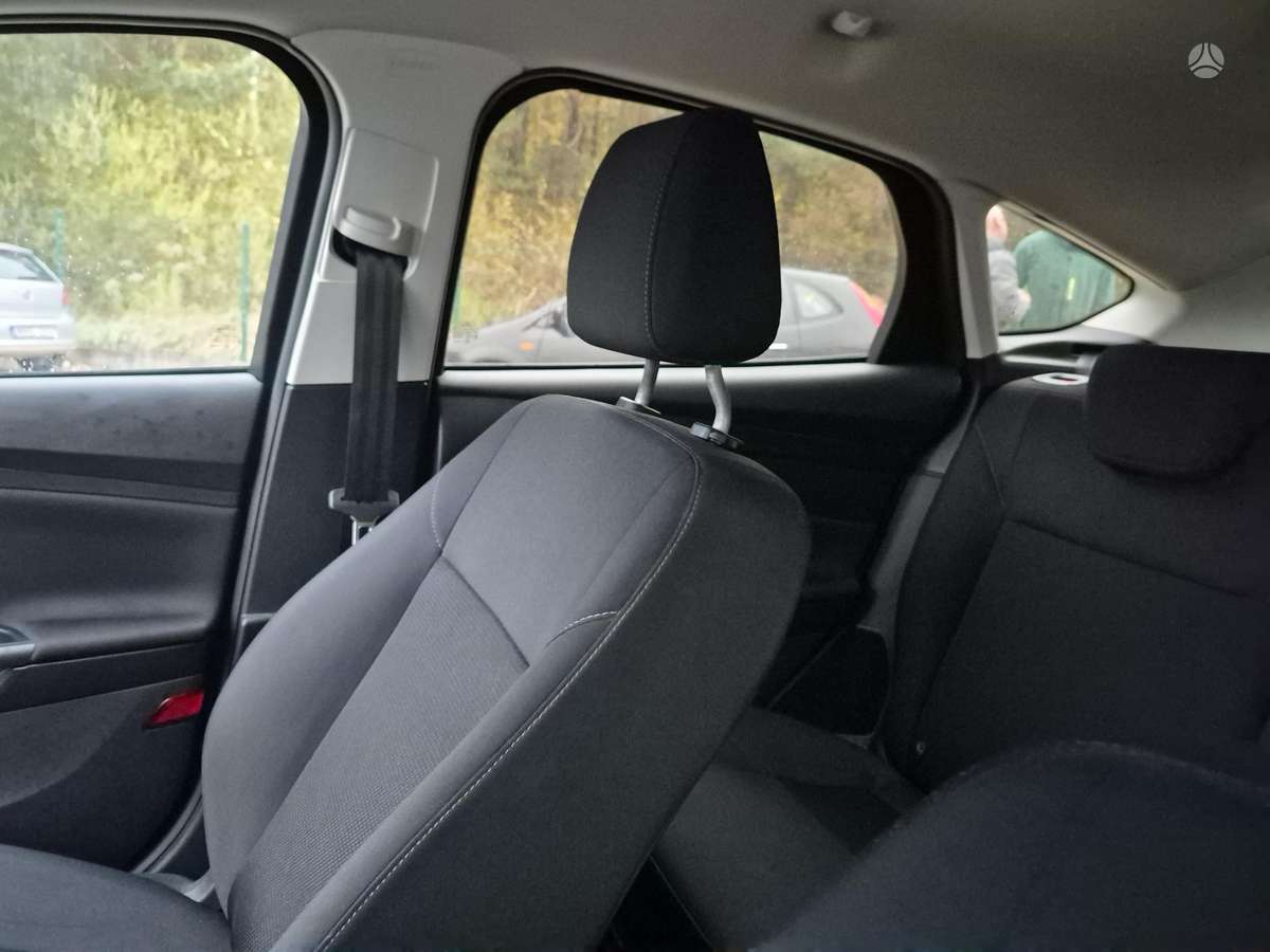 Ford Focus, 1.0 l., Седан