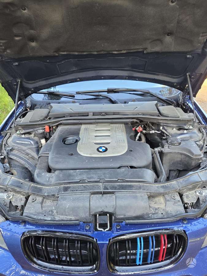 BMW 325, 3.0 l., Седан