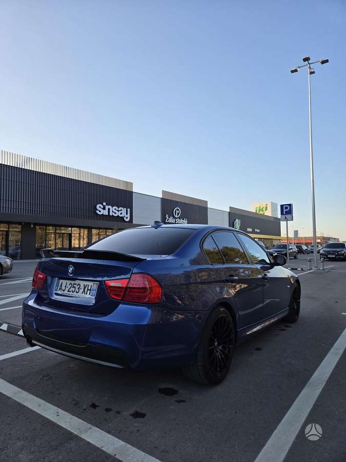 BMW 325, 3.0 l., Седан