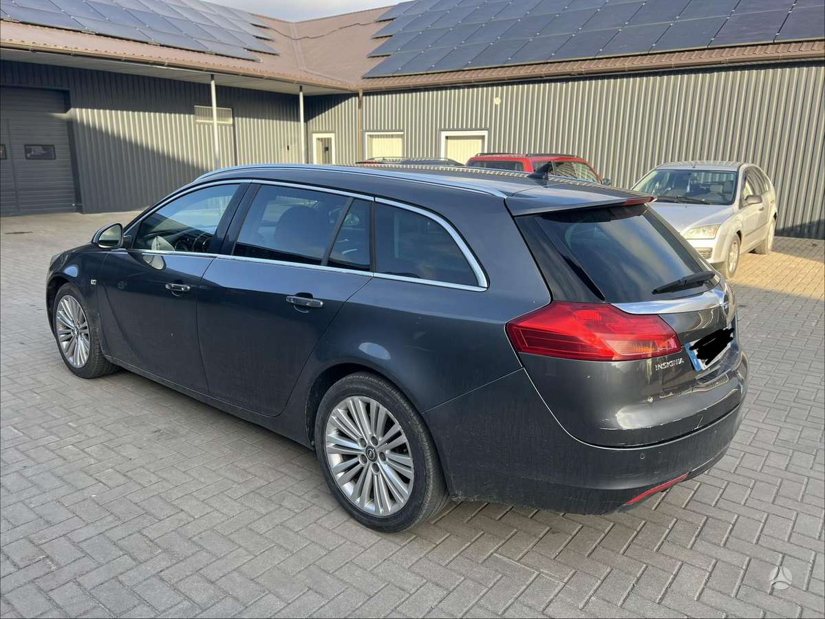 Opel Insignia по частям