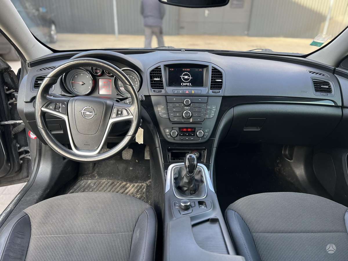 Opel Insignia по частям
