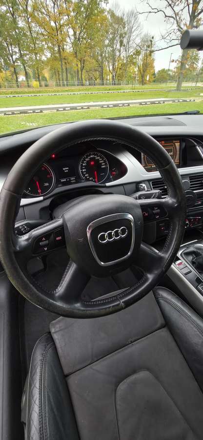 Audi A4, 2.0 l., Универсал