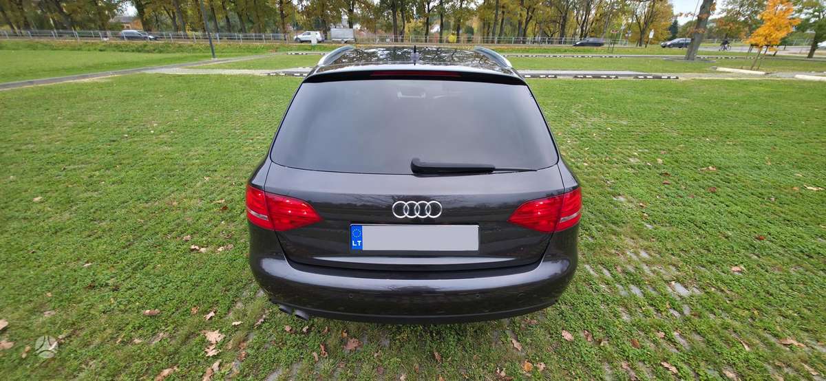 Audi A4, 2.0 l., Универсал