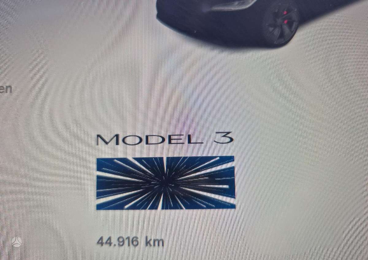 Tesla Model 3, 81 kWh, hatchback