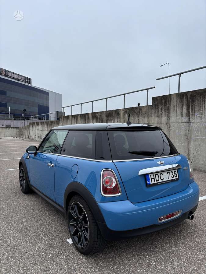 Mini Cooper, 1.6 l., Хэтчбек