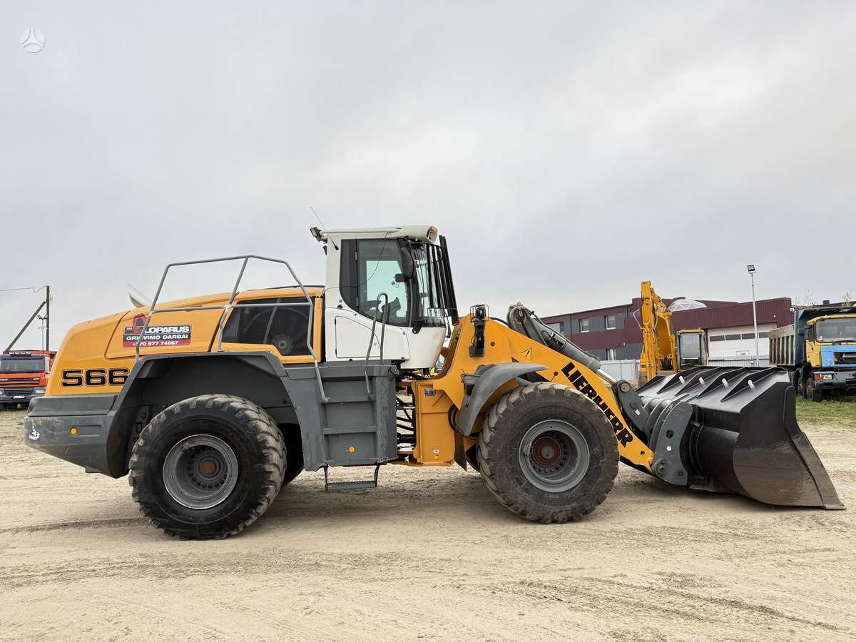Liebherr L 566 , NR 2 quick coupler, frontal loader