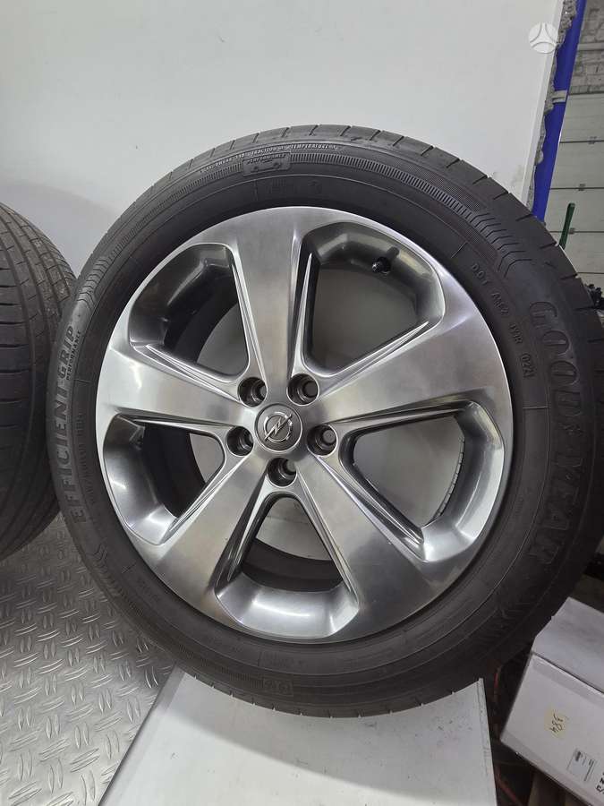 Opel, light alloy, R18 | A32753674