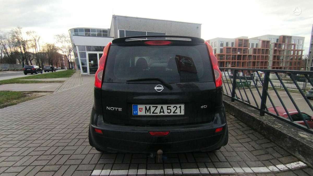 Nissan Note, Хэтчбек