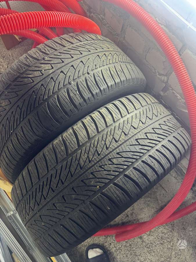Goodyear, зимние 285/45 R20