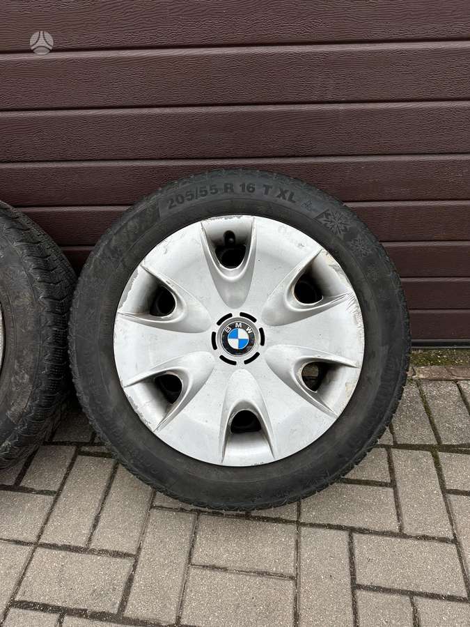 BMW ❄️, стальные штампованные диски, R16