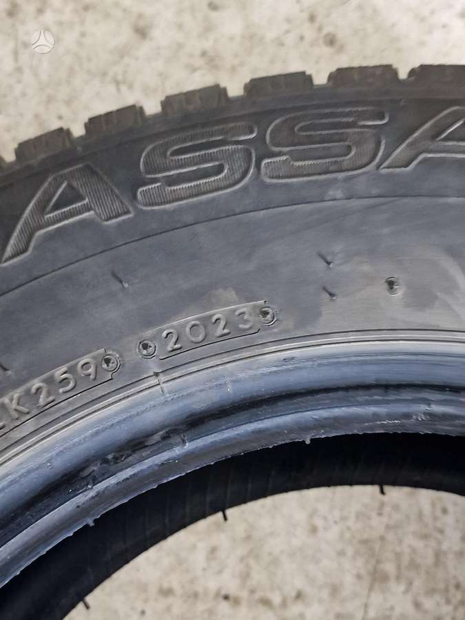 Lassa, зимние 215/65 R16