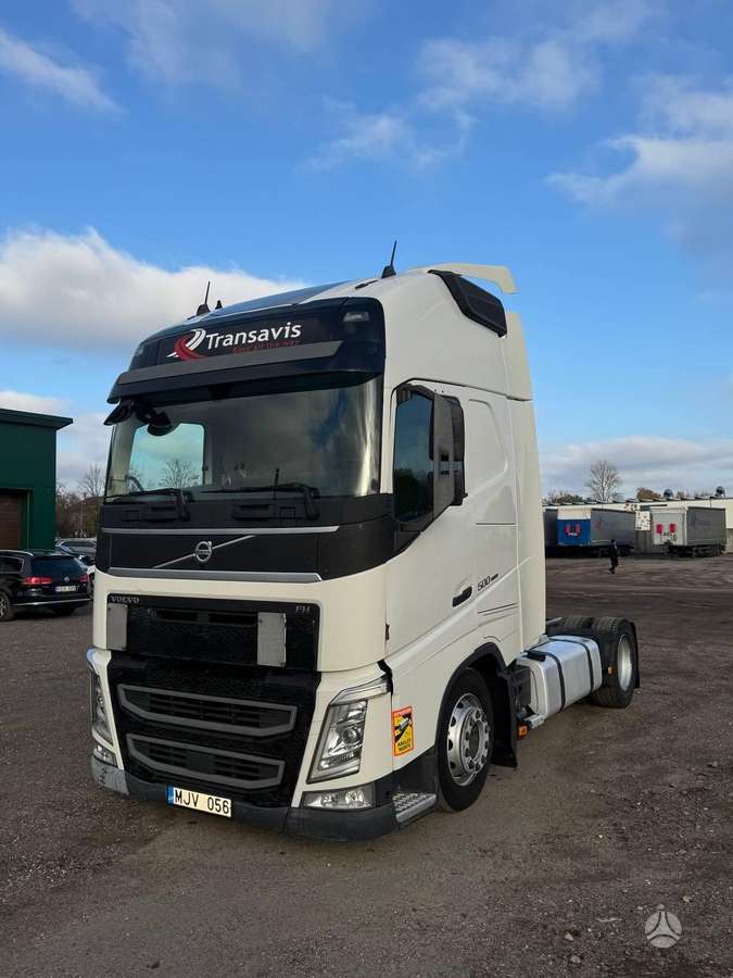 Volvo FH500, double sleeper